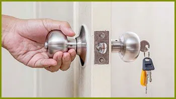 Houston 24 Hr Locksmith Houston, TX 281-668-0055 - 4a-change-locks-service